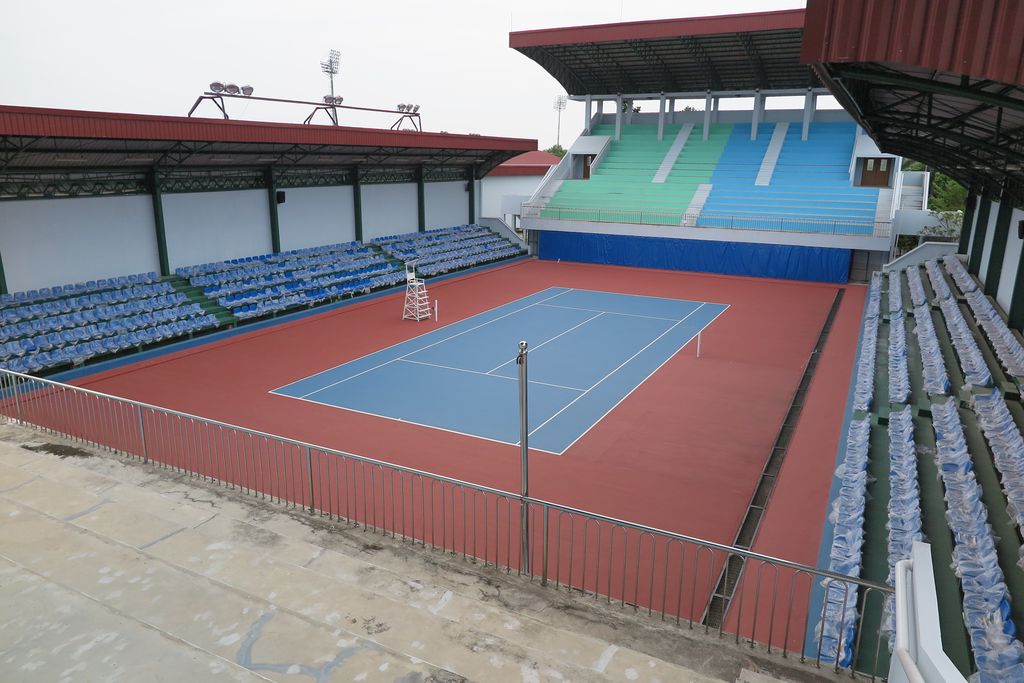 巨港的體育場區曾經舉辦東南亞運動會(巨港網球場地)。